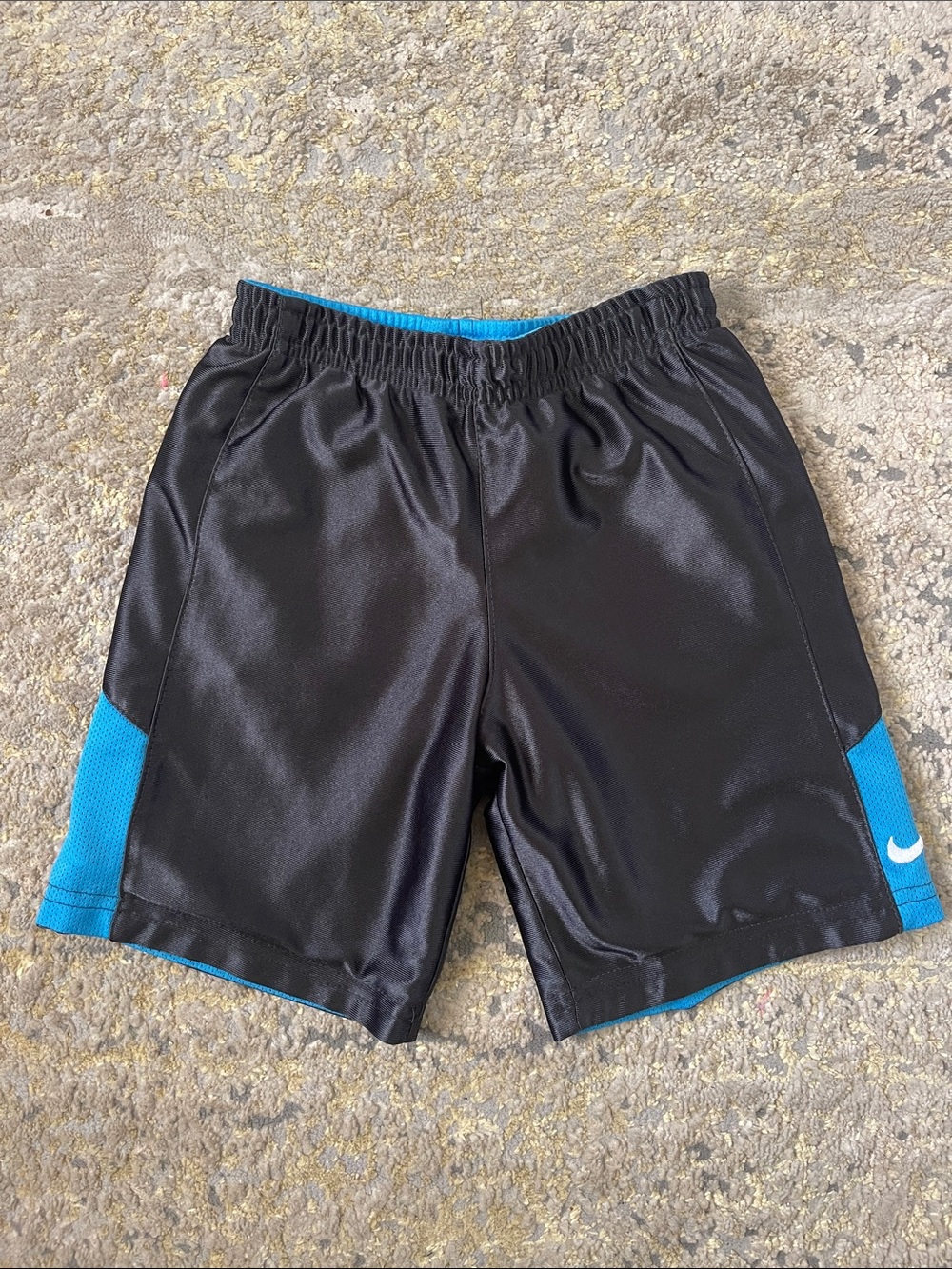 Boys Nike shorts reversible